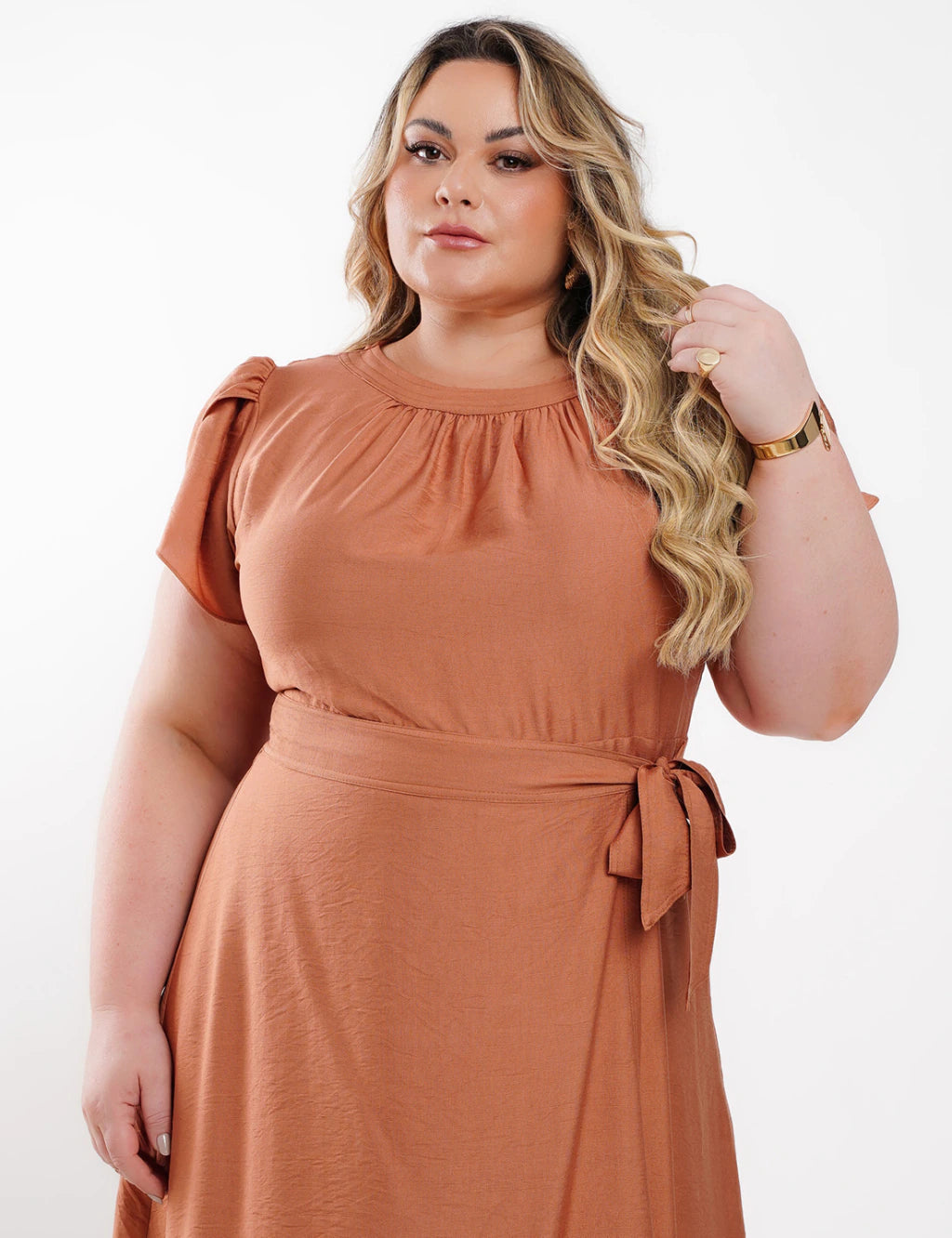 Vestido Midi Viscose Liso Com Saia Dupla Marrom