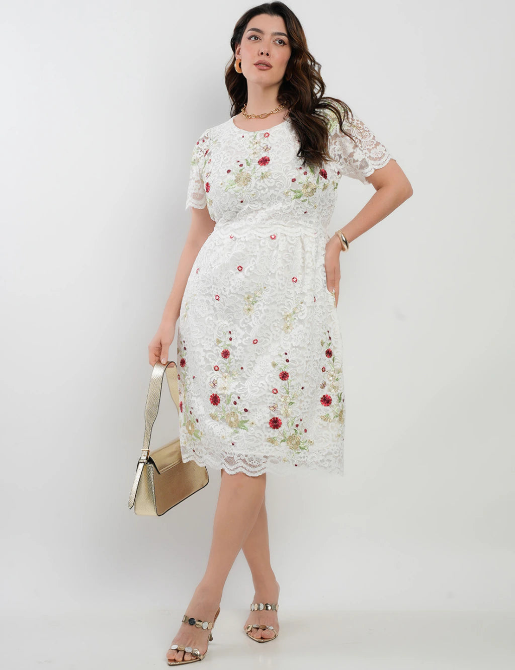 Vestido Curto De Renda Barrado Com Borbado Branco