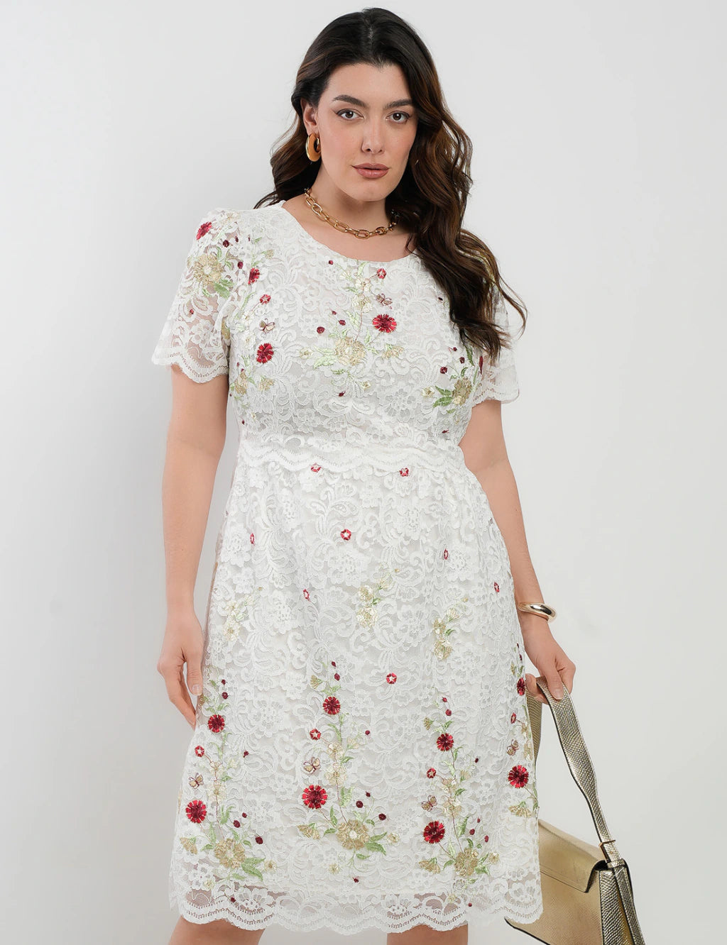 Vestido Curto De Renda Barrado Com Borbado Branco