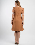 Vestido Curto Alfaiataria Pespontos Marrom