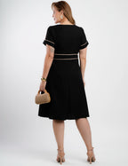 Vestido Midi Poliviscose Encorpado Com Vivo Preto