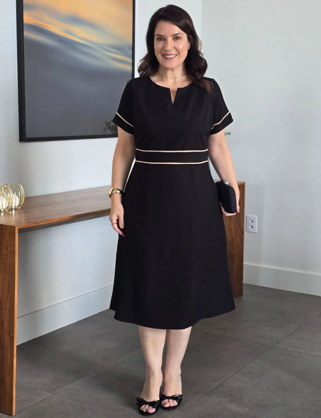 Vestido Midi Poliviscose Encorpado Com Vivo Preto