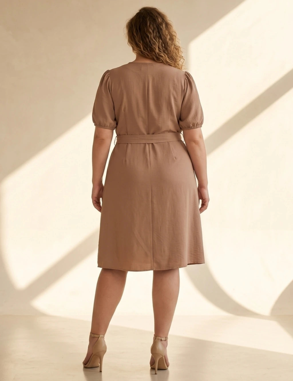 Vestido Curto Alfaiataria Com Pesponto Marrom