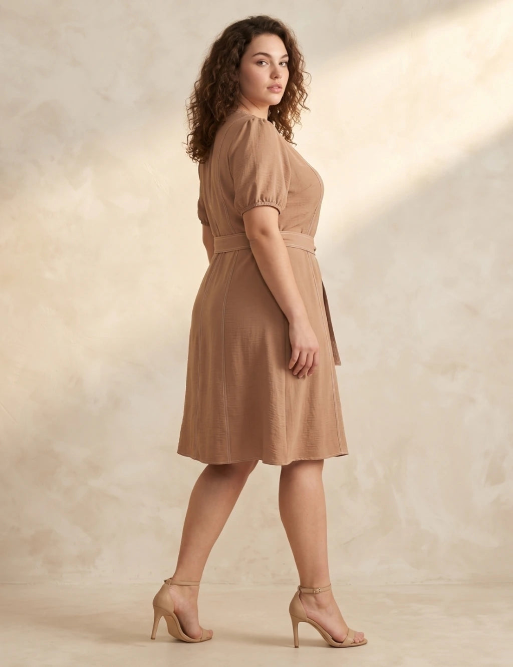 Vestido Curto Alfaiataria Com Pesponto Marrom