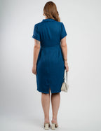 Vestido Midi Tubinho Bicolor Zíper No Decote Azul
