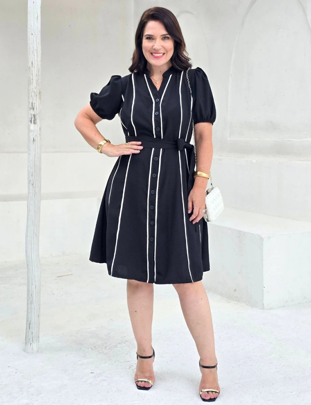 Vestido Curto Alfaiataria Chemise Com Vivo Preto