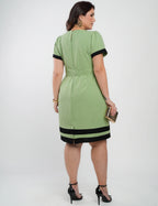 Vestido Curto Poliviscose Encorpado Tubinho Bicolor Verde