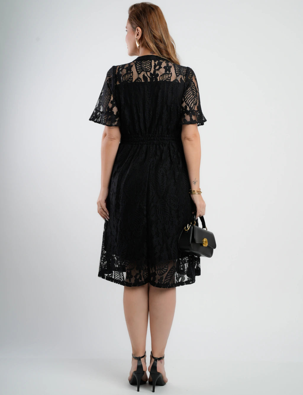 Vestido Midi Renda Com Botões Preto