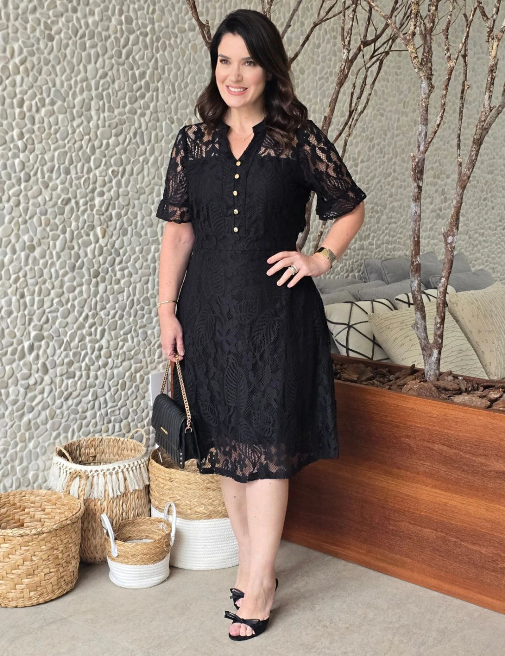 Vestido Midi Renda Com Botões Preto