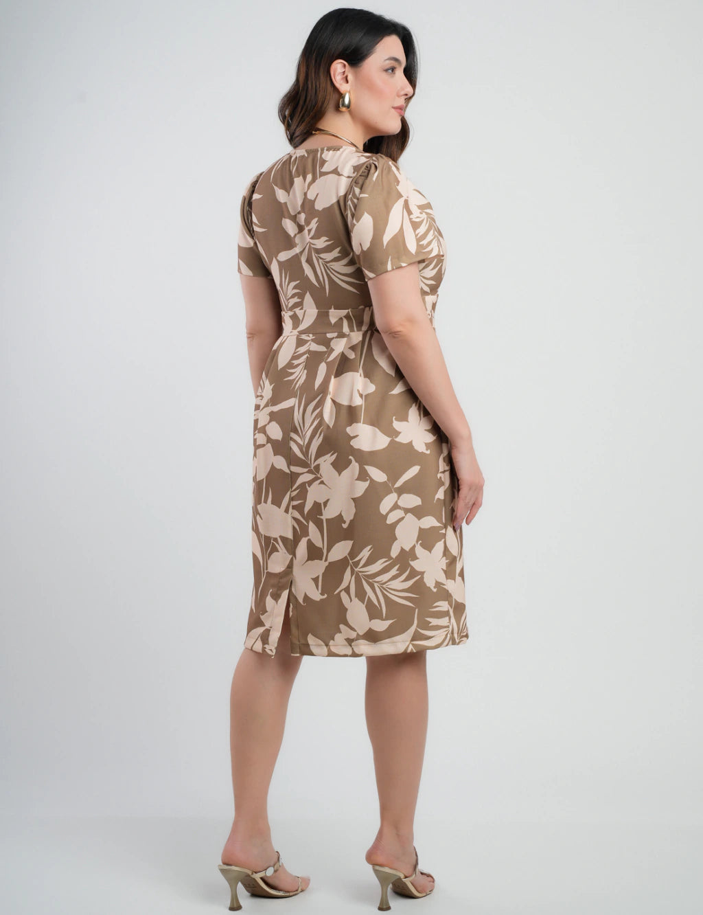 Vestido Midi Crepe Tubinho Estampado Musgo