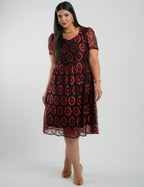 Vestido Midi Renda Com Decote Princesa Vermelho