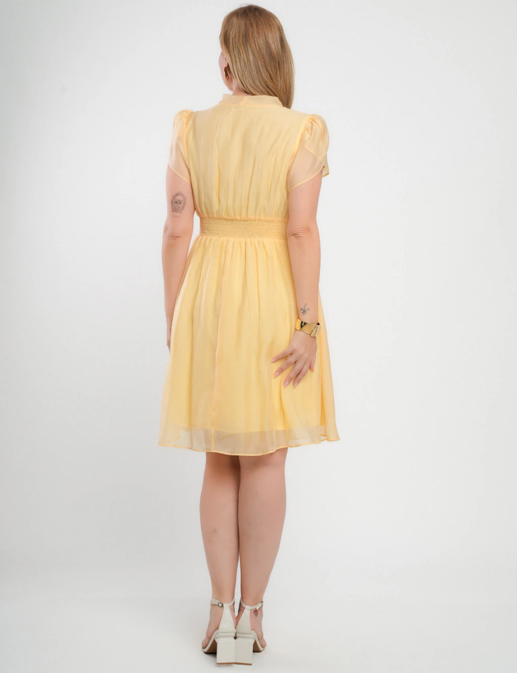 Vestido Midi Liocel Com Gola Amarração Amarelo