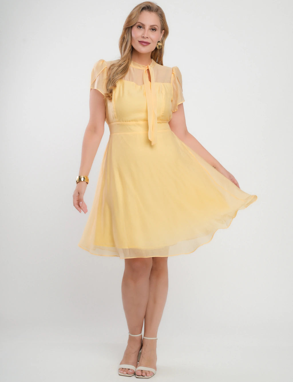 Vestido Midi Liocel Com Gola Amarração Amarelo