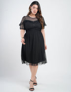 Vestido Midi Tule Textura Poá Com Babado Preto