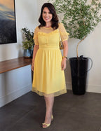 Vestido Midi Tule Textura Poá Com Babado Amarelo