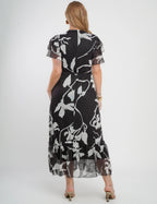 Vestido Longo Tule Com Cinto Preto