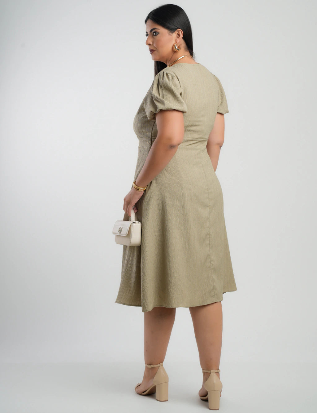 Vestido Midi Crepe Decote Com Nervuras Verde