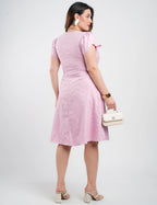 Vestido Curto Bordado Decote Princesa Rosè