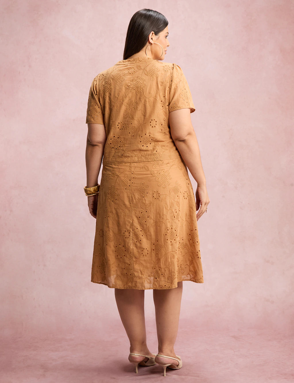 Vestido Midi Lasie Algodão Com Botão Marrom
