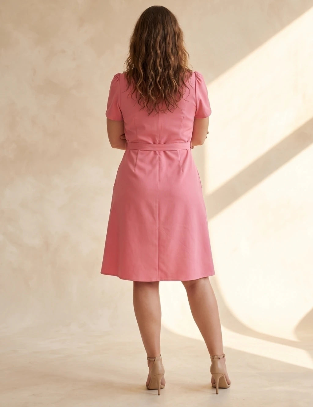 Vestido Curto Frente Pesponto Rosa