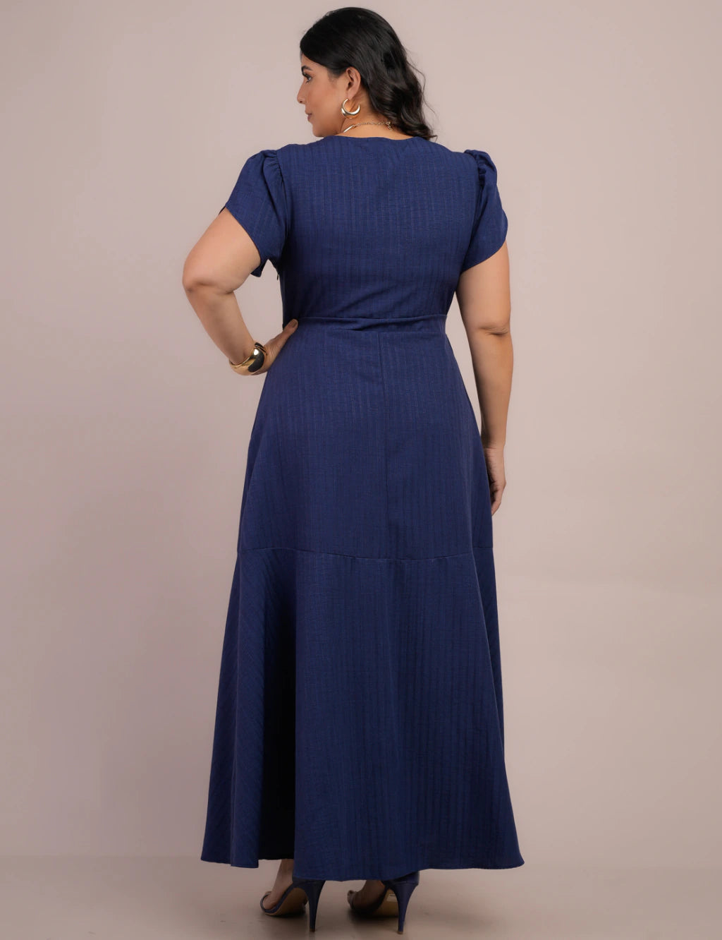 Vestido Longo Linho de Poliéster Com Cinto Marinho