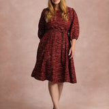 Vestido Curto Bordado Manga 3/4 Vinho
