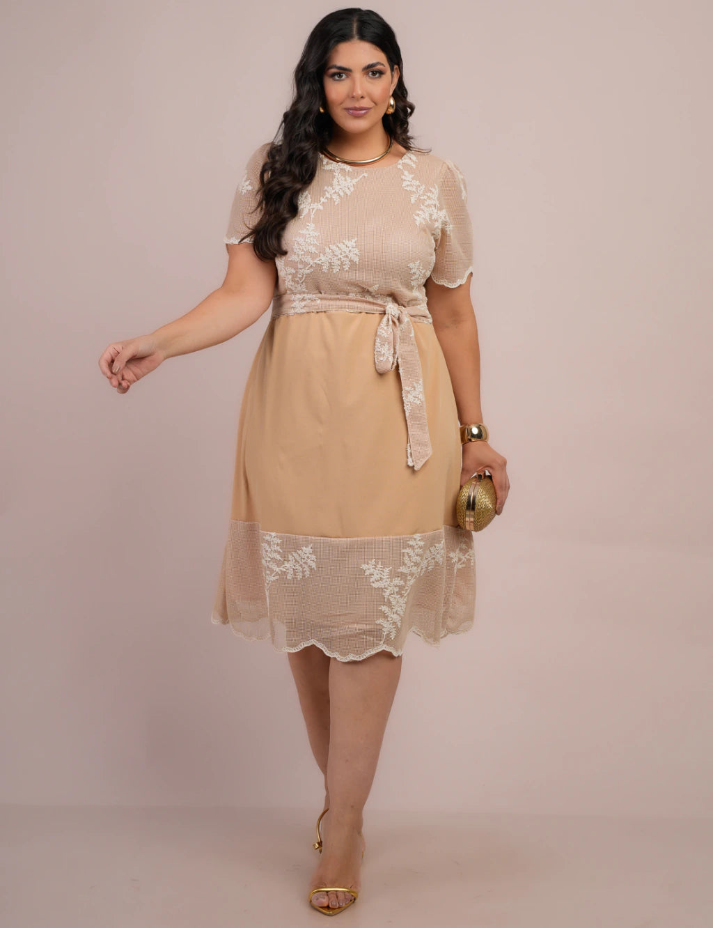 Vestido Midi Tela Com Bordado Bege