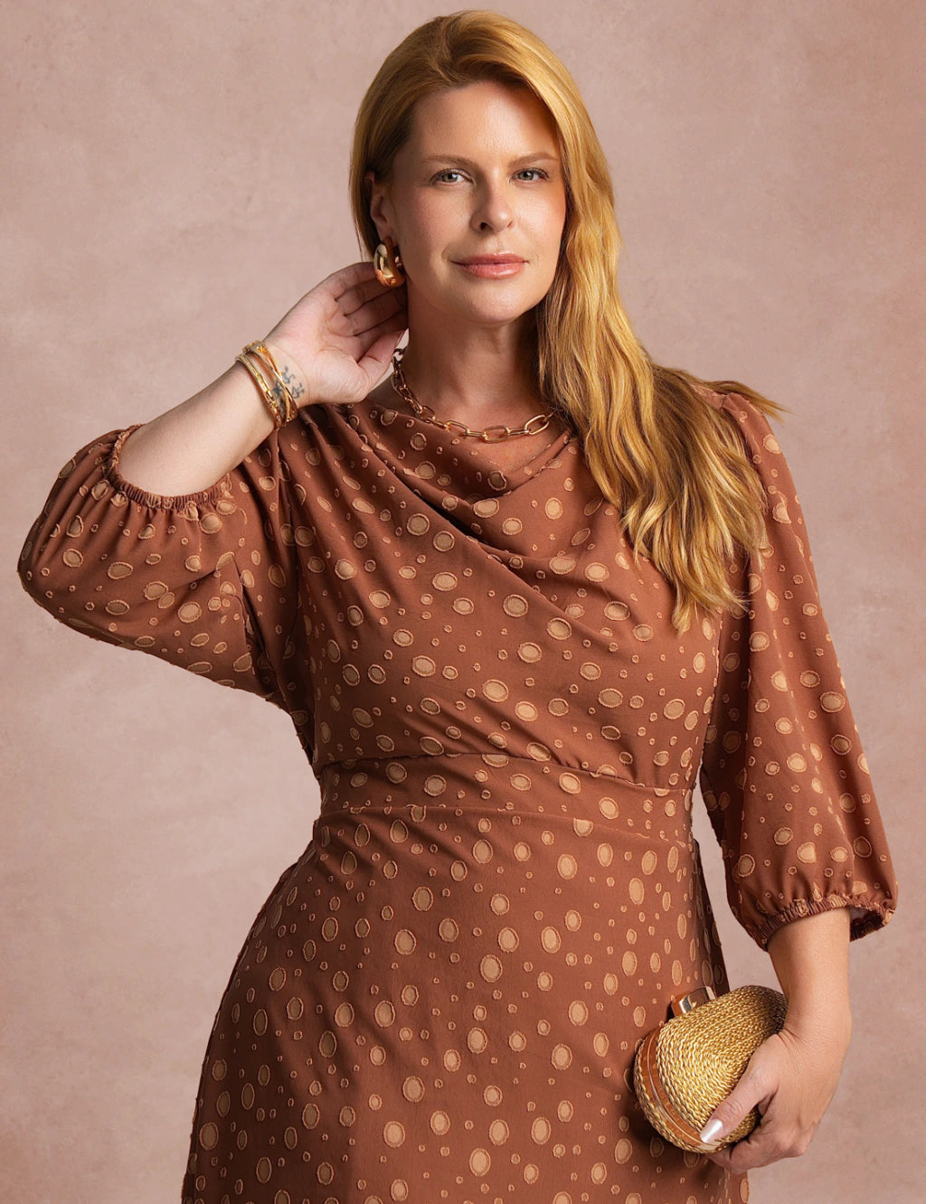Vestido Midi Gola Boba Marrom