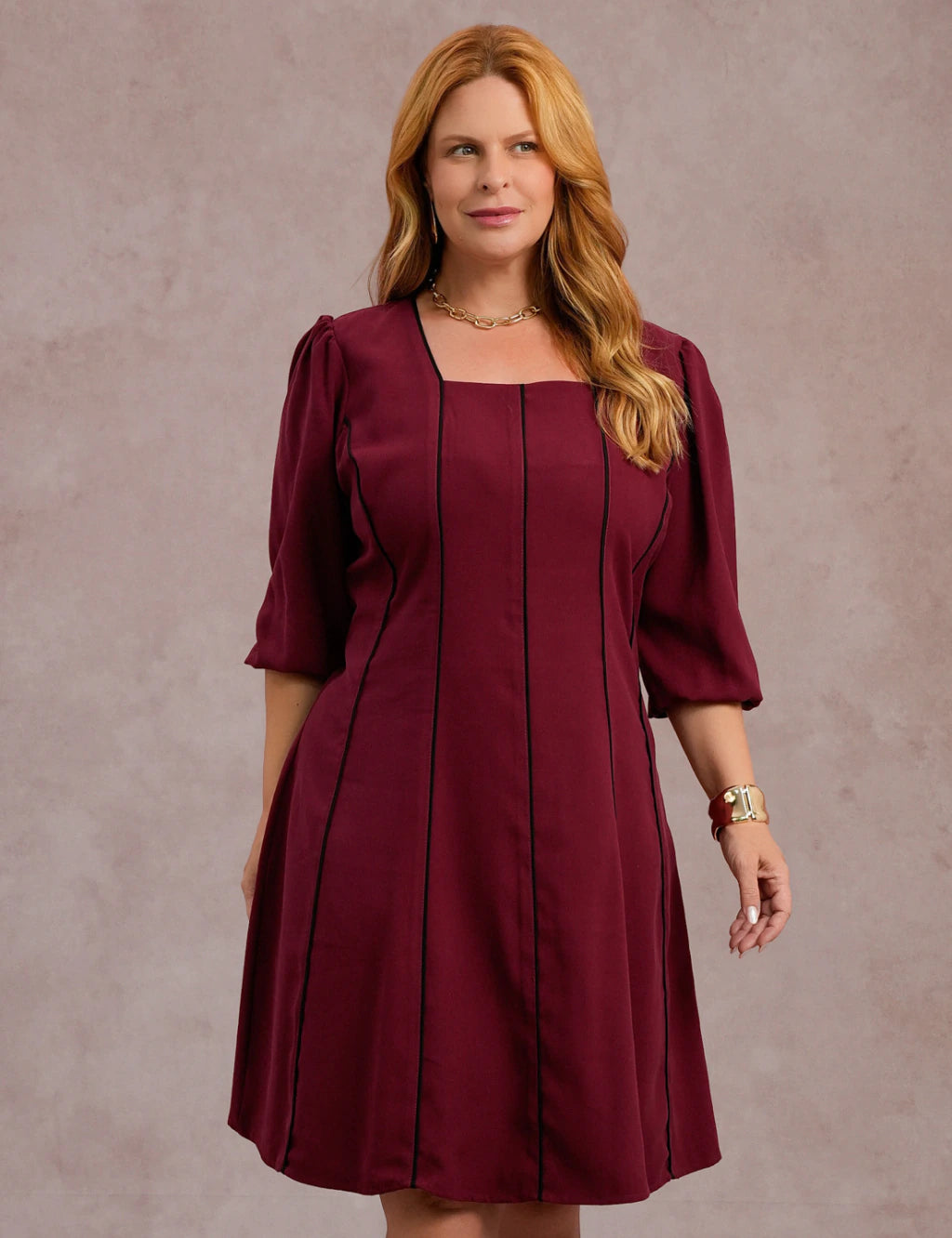 Vestido Midi Com Vivo Vinho