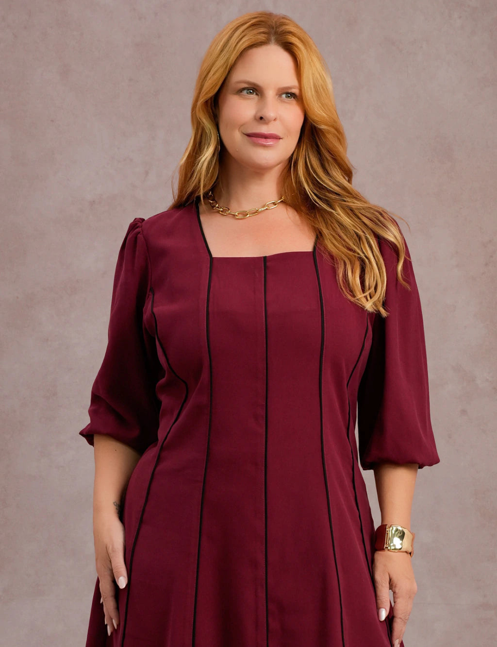 Vestido Midi Com Vivo Vinho