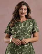 Vestido Midi Estampada Com Vivo Musgo