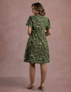 Vestido Midi Estampada Com Vivo Musgo