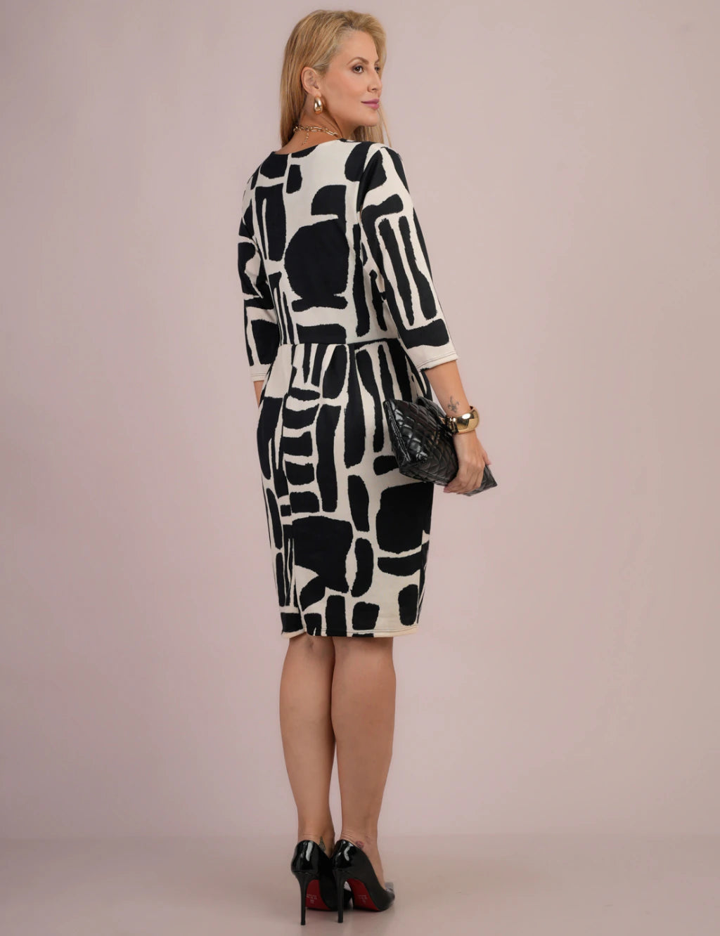 Vestido Midi Estampado Preto