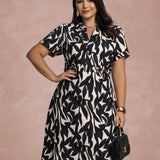 Vestido Midi Estampado Com Botões Na Pala Preto