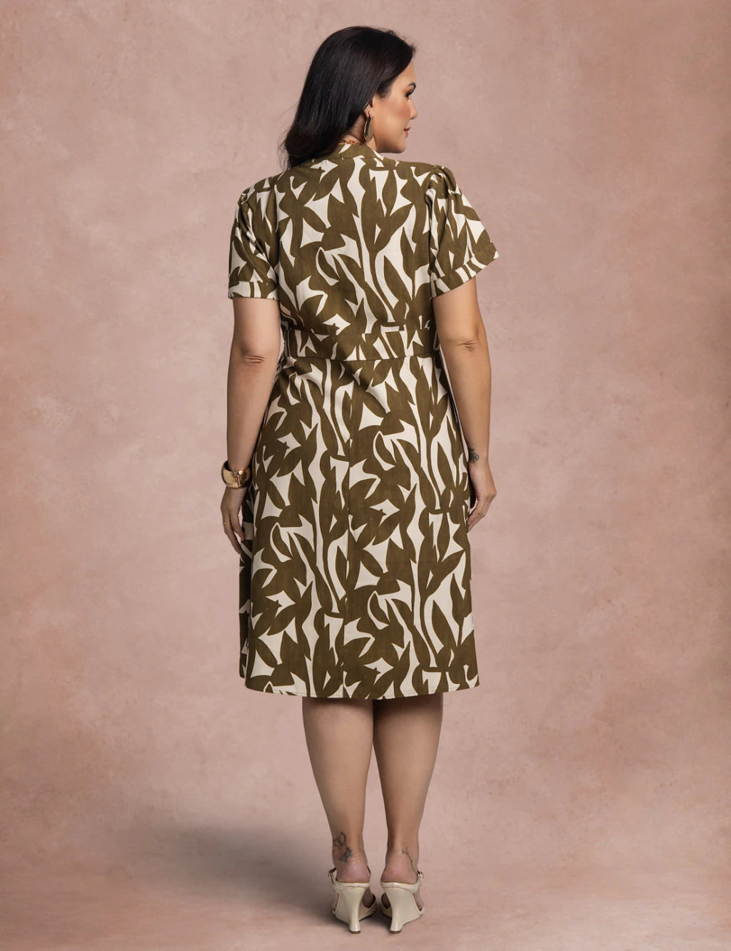 Vestido Midi Estampado Com Botões Na Pala Verde