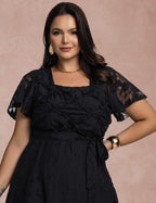 Vestido Midi Com Cinto Preto