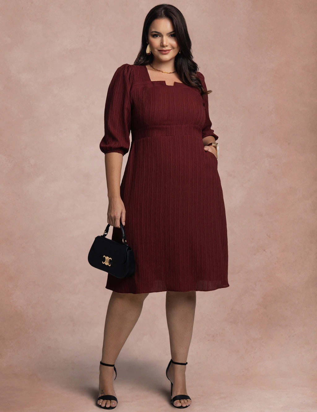 Vestido Midi Plissado Com Bolso Vinho