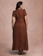 Vestido Longo Frente Com Botões Marrom