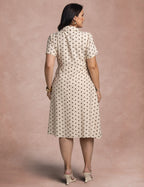 Vestido Midi Estampa Poá Bege