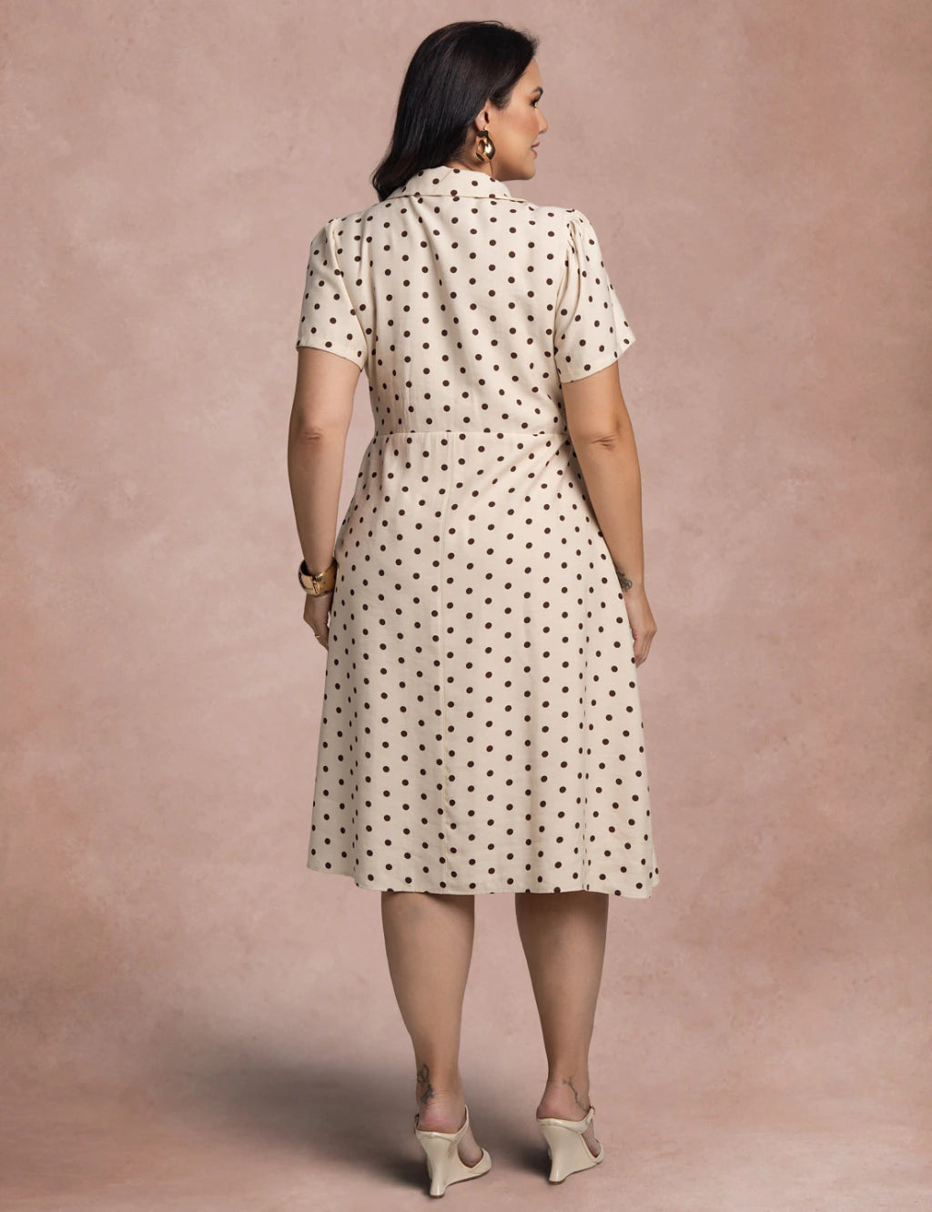 Vestido Midi Estampa Poá Bege