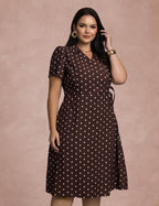 Vestido Midi Estampa Poá Marrom