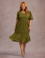 Vestido Curto Decote Princesa Verde