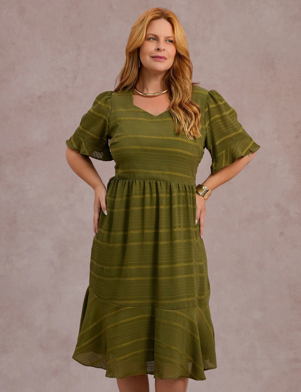 Vestido Curto Decote Princesa Verde