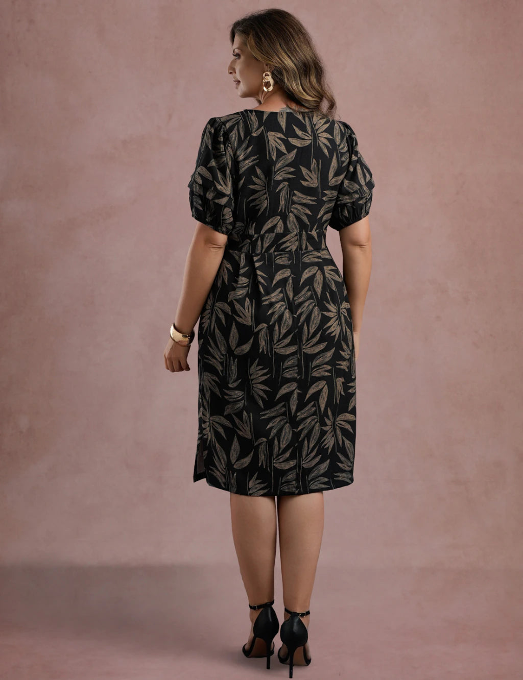Vestido Midi Estampado Tubinho Preto
