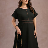 Vestido Midi Com Vivo Frente Preto