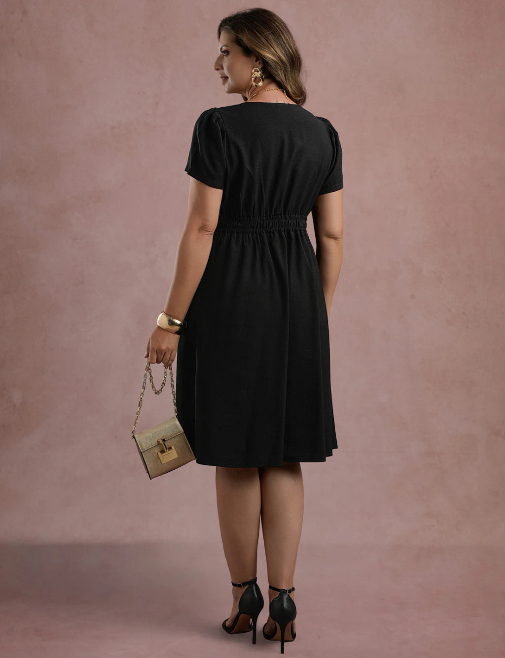 Vestido Midi Liso Com Veias Preto