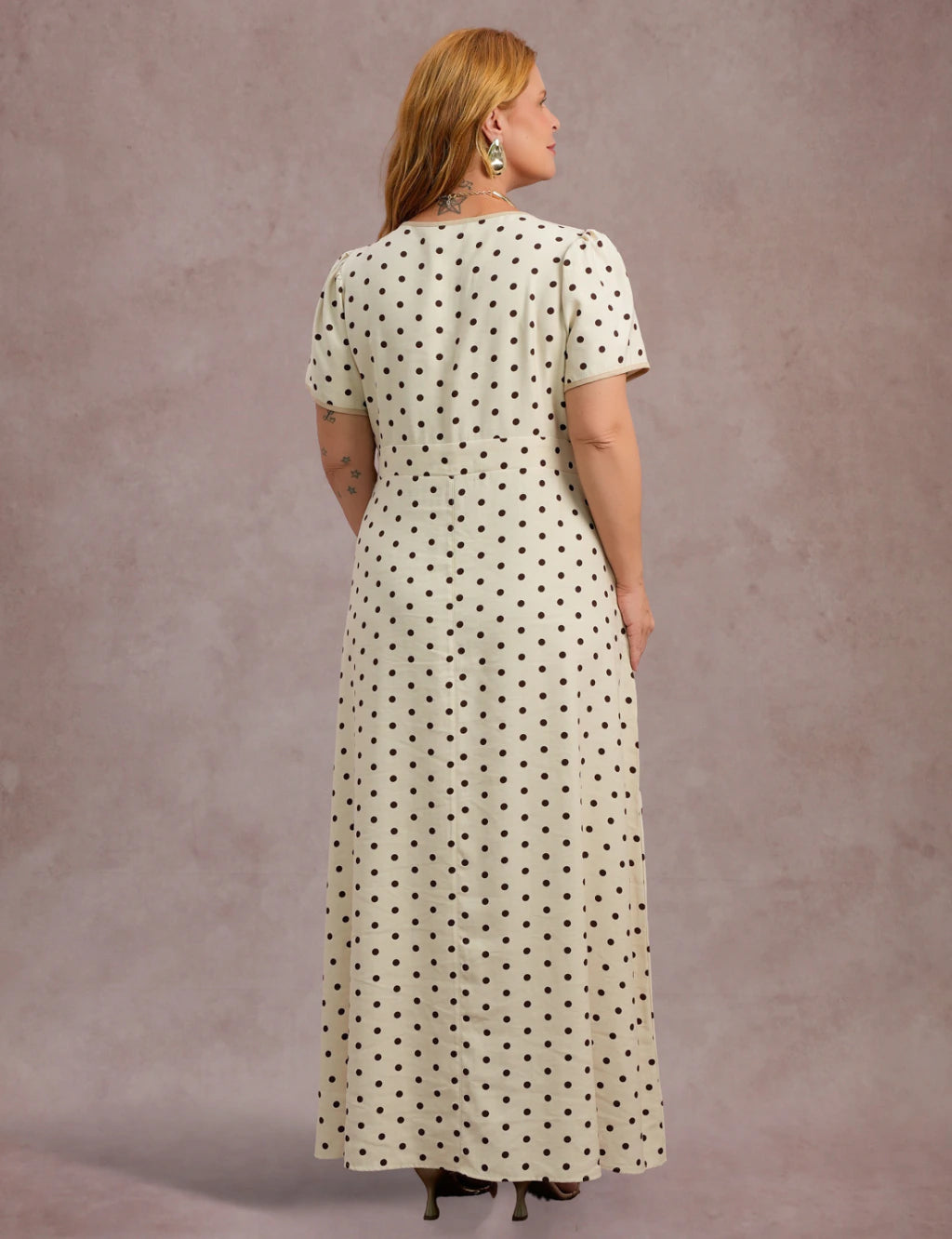 Vestido Longo Estampado Poá Bege