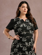 Vestido Midi Linho Com Bordado Preto