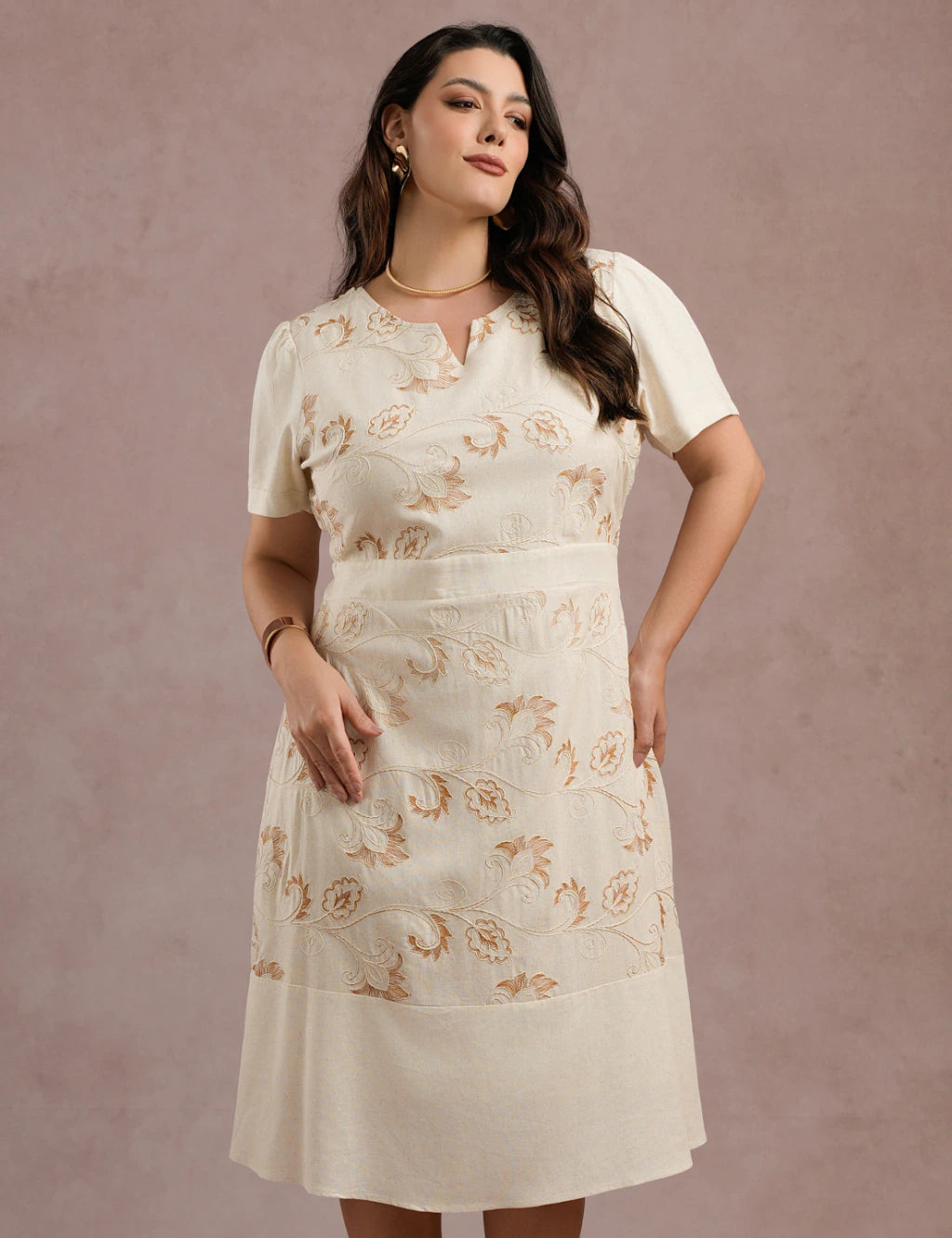 Vestido Midi Linho Com Bordado Bege