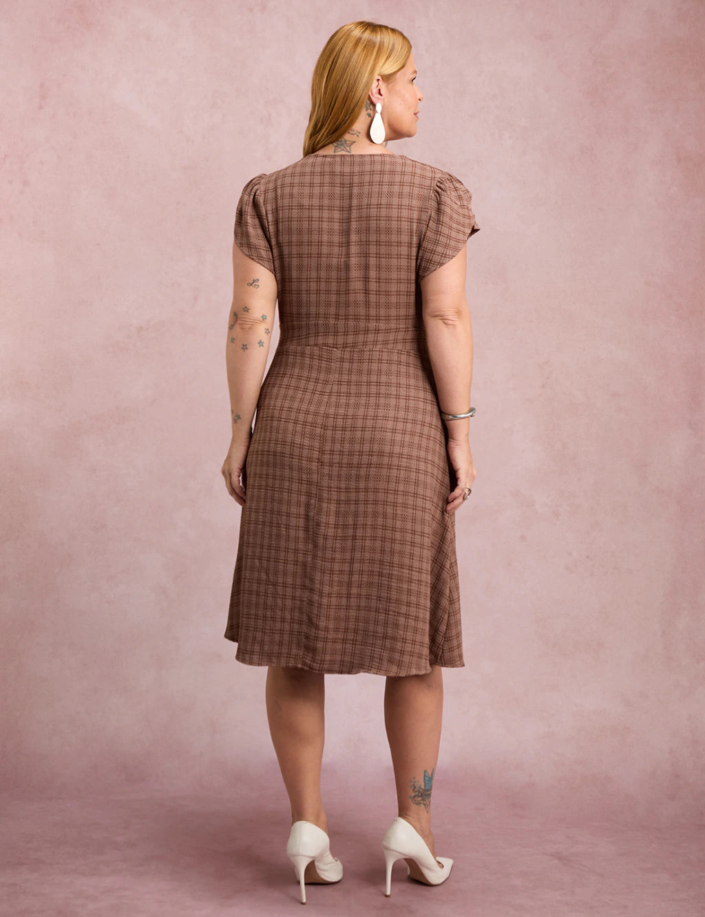 Vestido MidI Xadrez Com Ponteiras Marrom